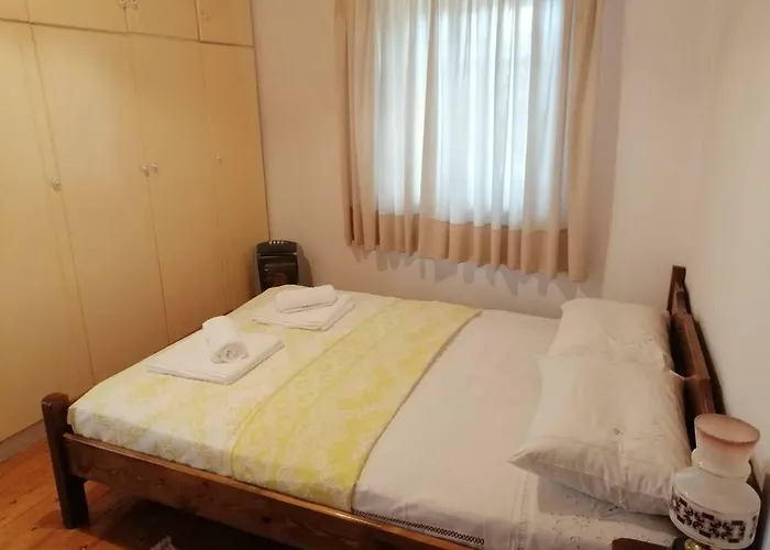 Lefki's House דירה